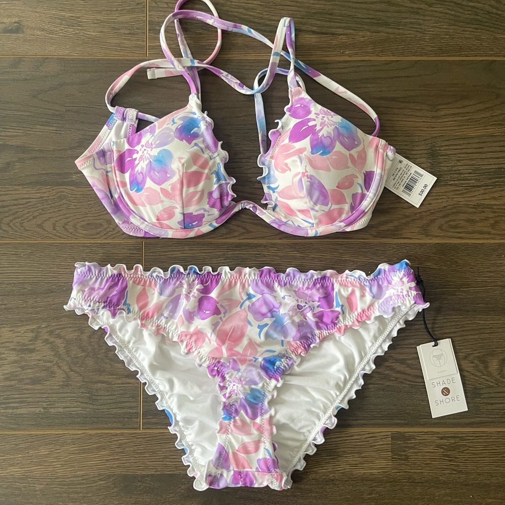 Floral Underwire Bikini Set with Ruffled Edges